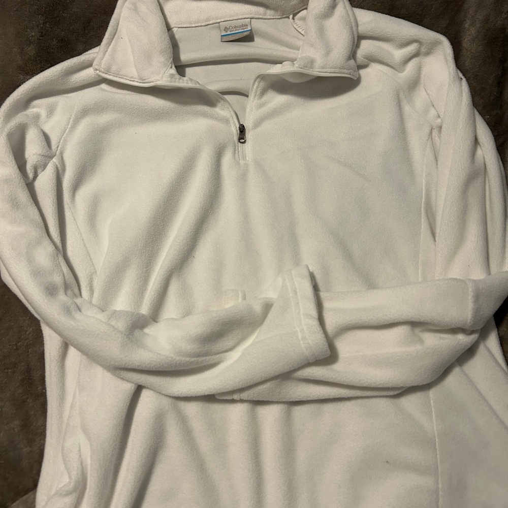 Columbia Women’s Zip-Up White Sweater